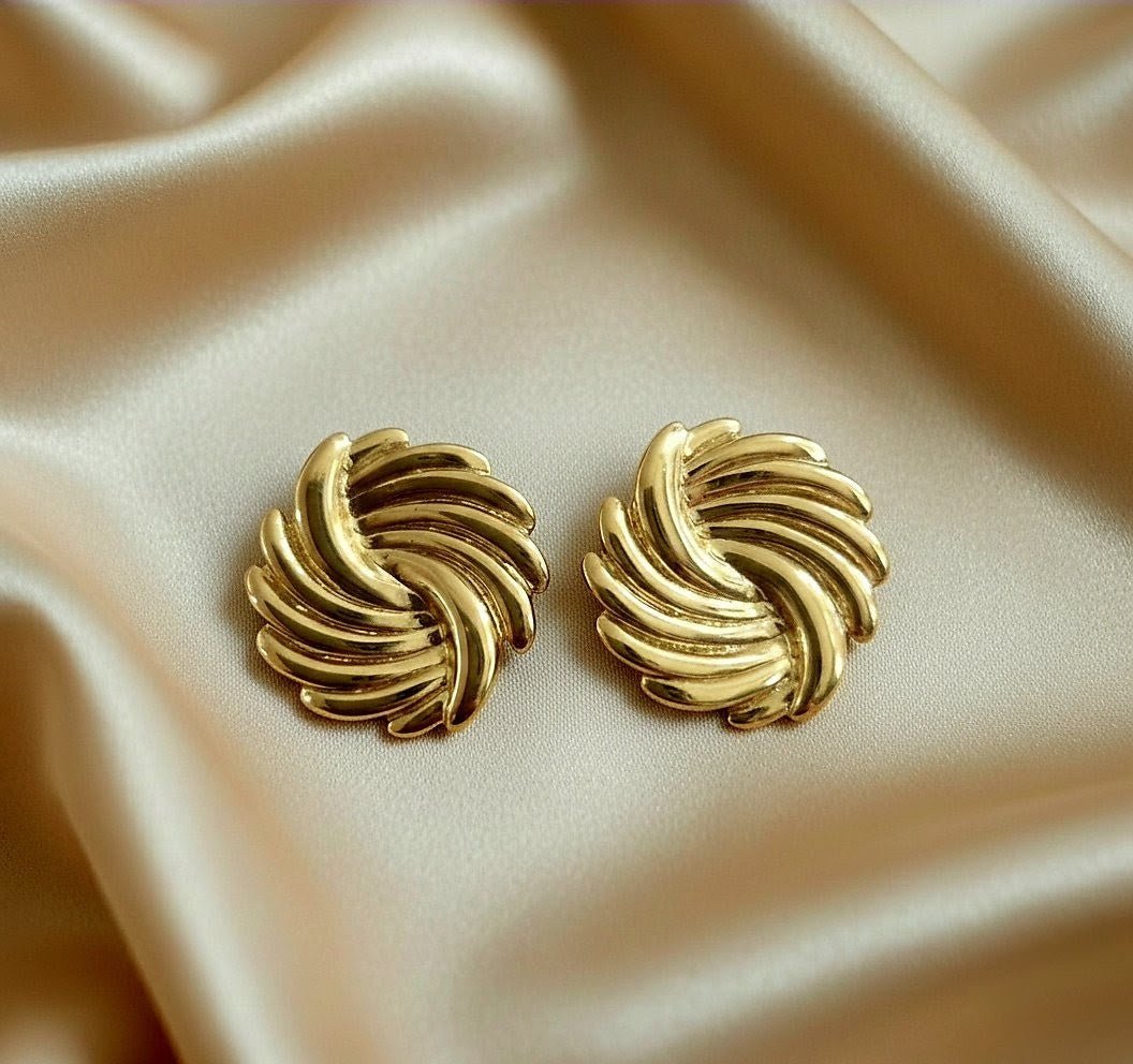 luvmentgiftingjwellery_gifting_brandluvmentgift_hamperoxydised_earringsoxydised_jhumkisilver_jwellerylovegift_for_girlfrend_valentine_giftromantic_gift_ideabest_gift_