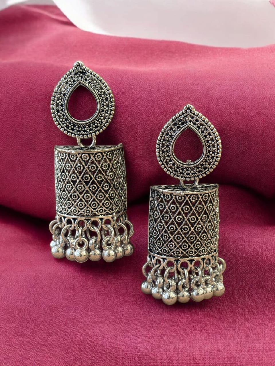 luvmentgiftingjwellery_gifting_brandluvmentgift_hamperoxydised_earringsoxydised_jhumkisilver_jwellerylovegift_for_girlfrend_valentine_giftromantic_gift_ideabest_gift_